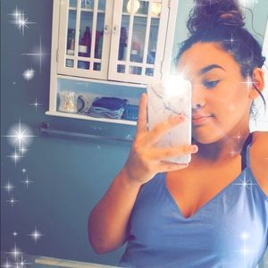 Meet your Posher, Kayla